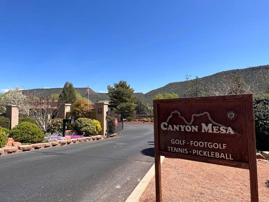 Golf, Hike Or Bike At Our Gated 2 Bed 2 Bath Holiday home Sedona