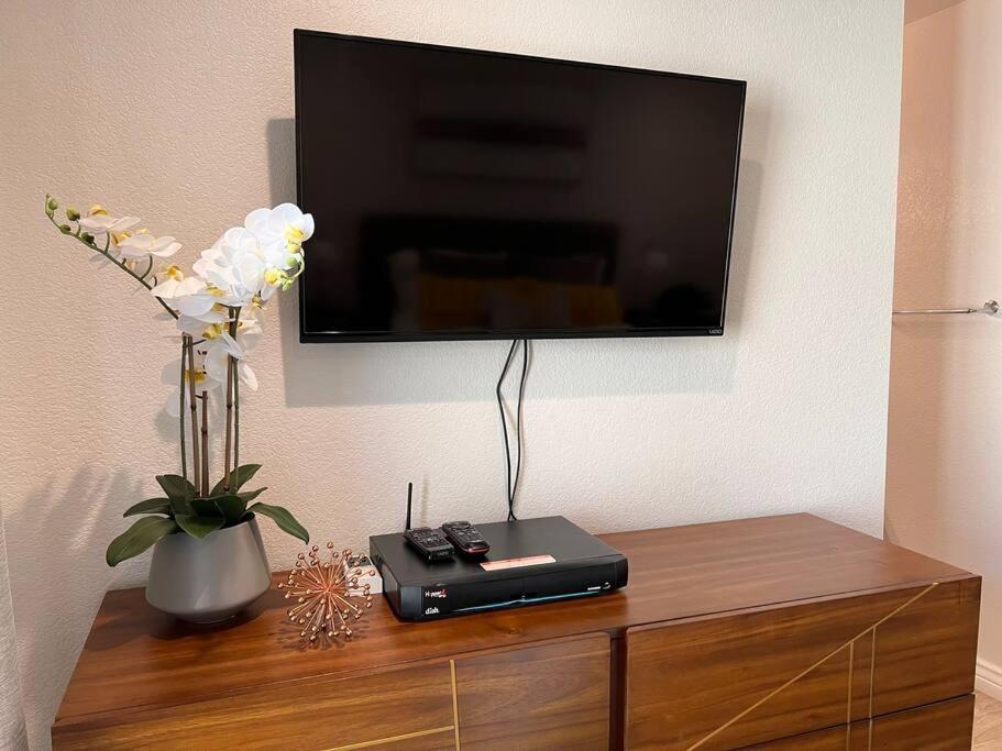 Golf, Hike Or Bike At Our Gated 2 Bed 2 Bath Holiday home Sedona