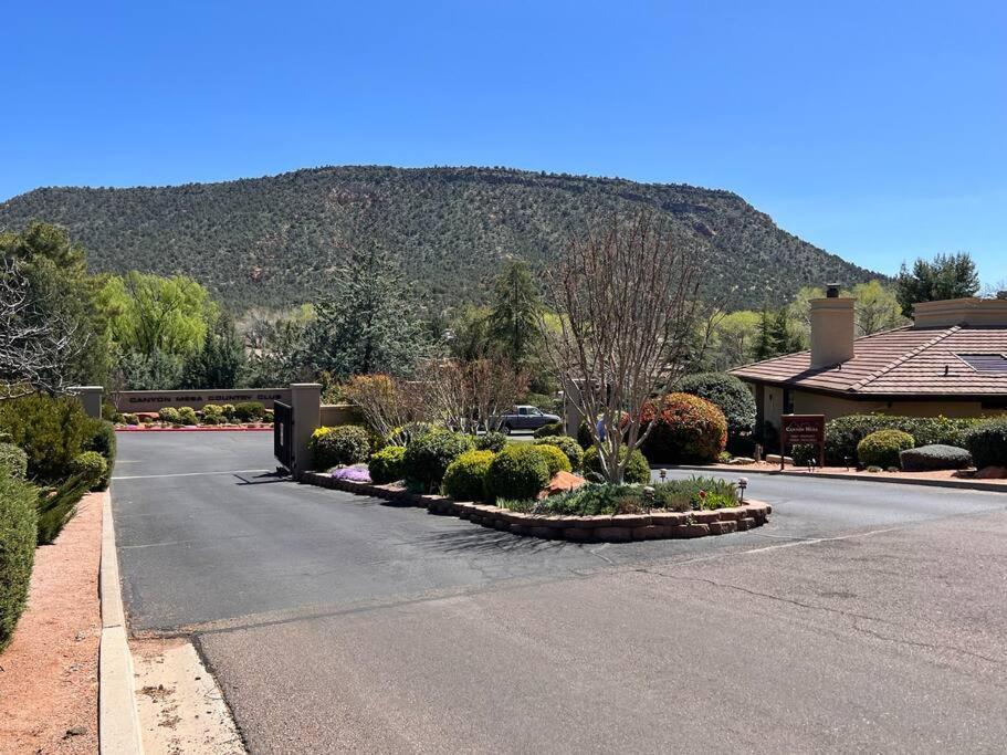 Golf, Hike Or Bike At Our Gated 2 Bed 2 Bath * Sedona
